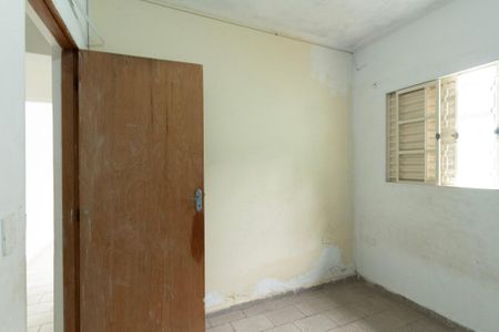 Casa para alugar com 80m², 2 quartos e 3 vagasQuarto