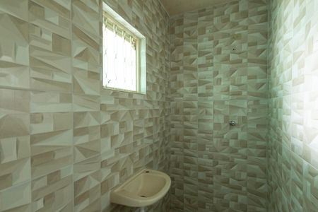 Casa para alugar com 80m², 2 quartos e 3 vagasBanheiro Externo 