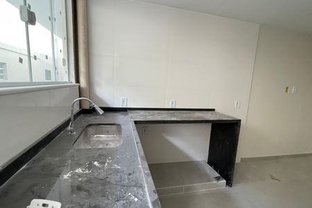 Cozinha de casa para alugar com 2 quartos, 60m² em Parque Pauliceia, Duque de Caxias
