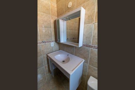 Casa de condomínio à venda com 100m², 2 quartos e 1 vaga Casa de condomínio à venda com 100m², 2 quartos e 1 vagaBanheiro