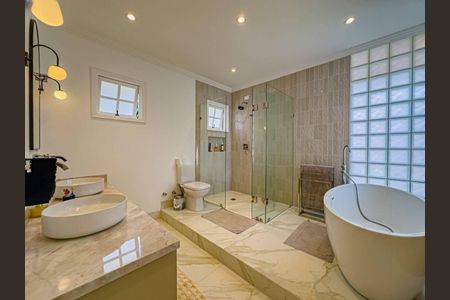 Casa à venda com 4 quartos, 360m² em Alphaville, Santana de Parnaíba