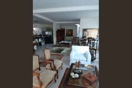 Casa à venda com 5 quartos, 345m² em Residencial Nove (Alphaville), Santana de Parnaíba