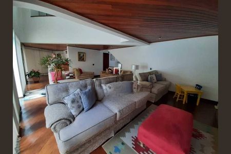 Casa à venda com 4 quartos, 378m² em Alphaville, Santana de Parnaíba