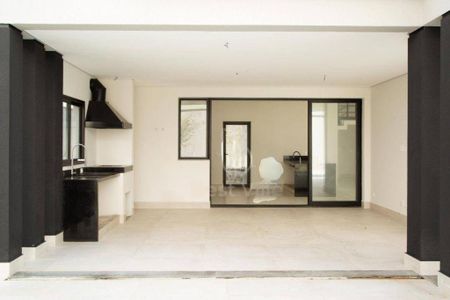 Casa à venda com 525m², 4 quartos e 6 vagas