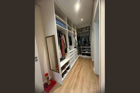 Casa à venda com 271m², 3 quartos e 4 vagas