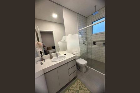 Casa à venda com 271m², 3 quartos e 4 vagas