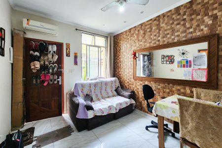 Sala  de casa de condomínio à venda com 2 quartos, 42m² em Imperial de São Cristóvão, Rio de Janeiro