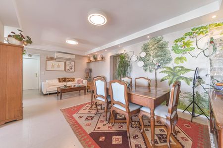 Apartamento à venda com 105m², 2 quartos e 2 vagasSala