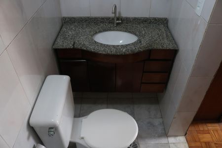 Casa à venda com 158m², 4 quartos e 1 vagaBanheiro 1