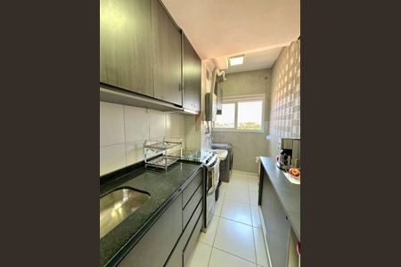Apartamento à venda com 2 quartos, 53m² em Bussocaba, Osasco