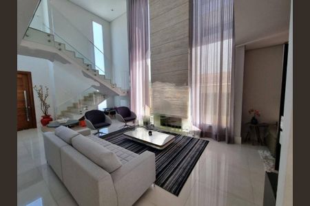 Casa à venda com 345m², 3 quartos e 4 vagas