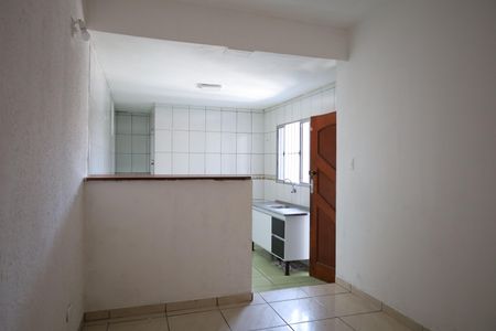 Casa para alugar com 2 quartos, 120m² em Jardim Santa Margarida, São Paulo
