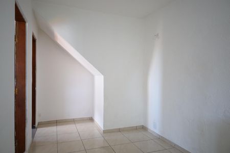 Casa para alugar com 2 quartos, 120m² em Jardim Santa Margarida, São Paulo