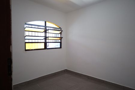 Casa para alugar com 2 quartos, 120m² em Jardim Santa Margarida, São Paulo