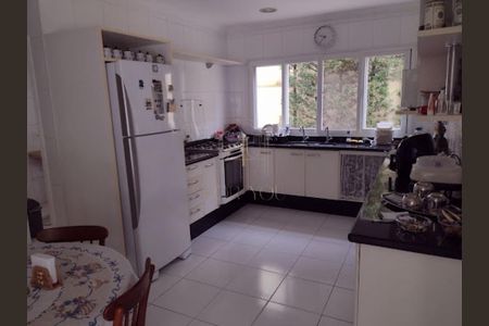 Casa de condomínio à venda com 460m², 4 quartos e 3 vagas