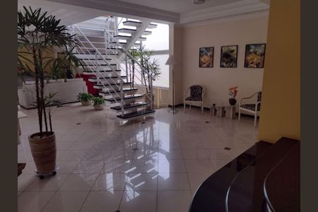 Casa de condomínio à venda com 460m², 4 quartos e 3 vagas