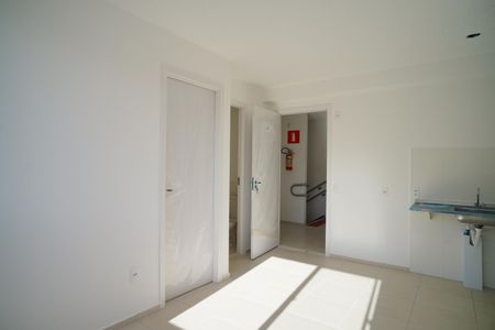 Sala de apartamento para alugar com 2 quartos, 40m² em São José de Imbassai, Maricá