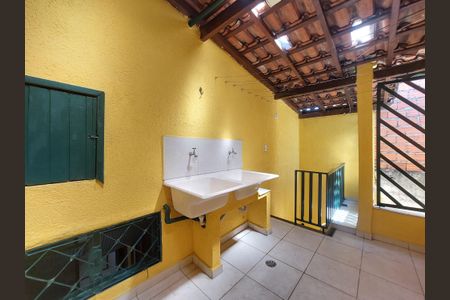 Casa para alugar com 100m², 2 quartos e 1 vaga Casa para alugar com 100m², 2 quartos e 1 vagaÁrea de Serviço