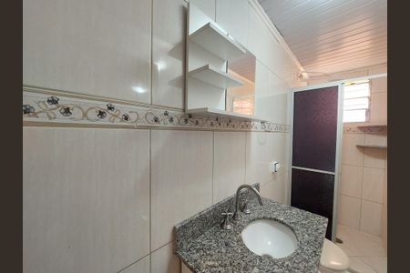 Casa para alugar com 100m², 2 quartos e 1 vaga Casa para alugar com 100m², 2 quartos e 1 vagaBanheiro 2