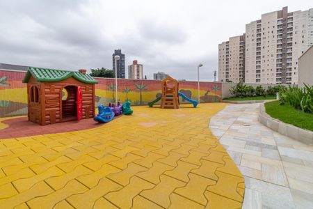 Apartamento para alugar com 58m², 2 quartos e 1 vaga Apartamento para alugar com 58m², 2 quartos e 1 vagaÁrea comum - Playground