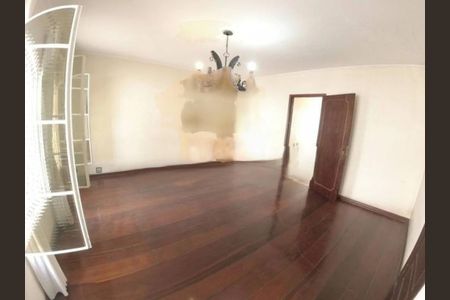 Casa à venda com 7 quartos, 272m² em Vila Itapura, Campinas