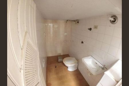 Casa à venda com 7 quartos, 272m² em Vila Itapura, Campinas