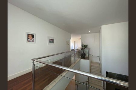Casa à venda com 4 quartos, 450m² em Alphaville, Santana de Parnaíba