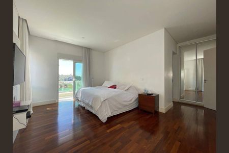 Casa à venda com 4 quartos, 450m² em Alphaville, Santana de Parnaíba