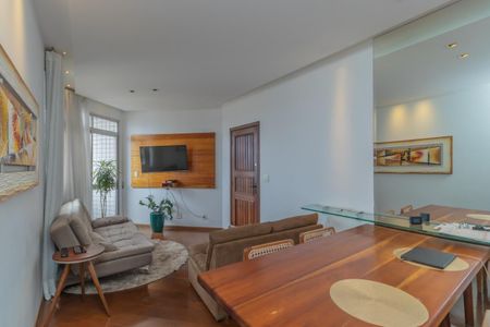 Foto 04 de apartamento à venda com 3 quartos, 74m² em Savassi, Belo Horizonte