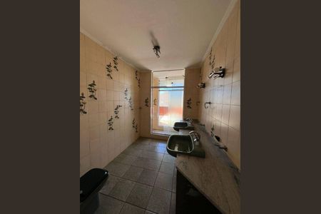 Casa à venda com 620m², 4 quartos e 6 vagas