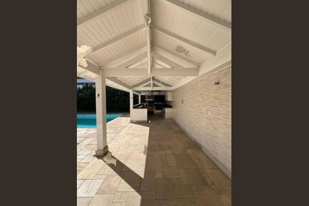 Casa à venda com 620m², 4 quartos e 6 vagas