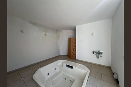 Casa à venda com 4 quartos, 620m² em Residencial Cinco (Alphaville), Santana de Parnaíba