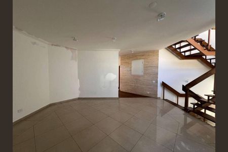 Casa à venda com 620m², 4 quartos e 6 vagas