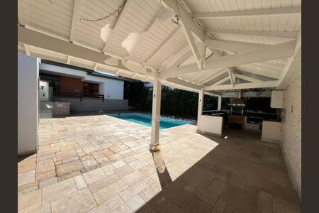 Casa à venda com 620m², 4 quartos e 6 vagas