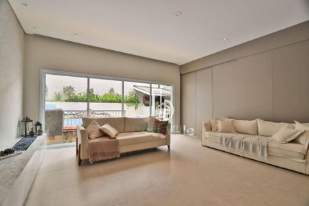 Casa à venda com 5 quartos, 325m² em Residencial Nove (Alphaville), Santana de Parnaíba