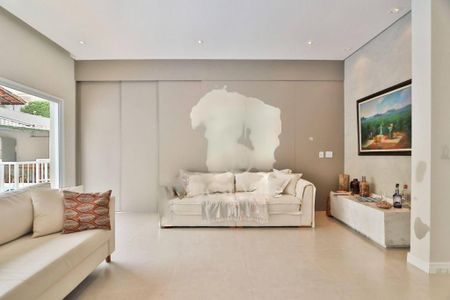 Casa à venda com 5 quartos, 325m² em Residencial Nove (Alphaville), Santana de Parnaíba