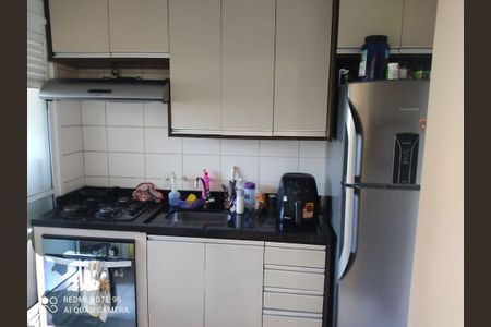 Apartamento à venda com 3 quartos, 73m² em Jardim Tupanci, Barueri