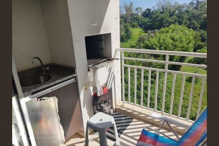Apartamento à venda com 3 quartos, 73m² em Jardim Tupanci, Barueri