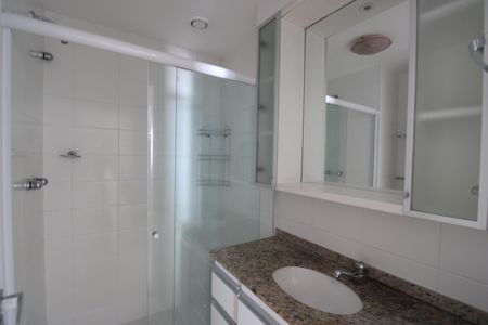 Casa para alugar com 92m², 3 quartos e 1 vagaBanheiro social