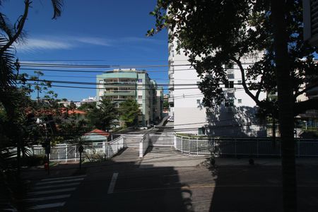 Casa para alugar com 92m², 3 quartos e 1 vagaSuíte - Vista