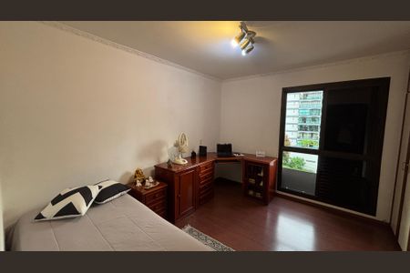 Apartamento à venda com 310m², 3 quartos e 3 vagasQuarto 2