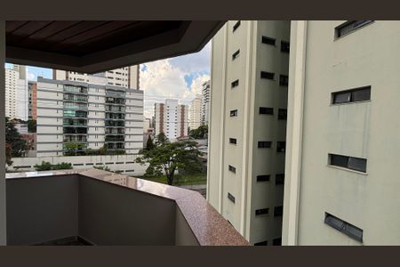 Apartamento à venda com 310m², 3 quartos e 3 vagasSuite Varanda