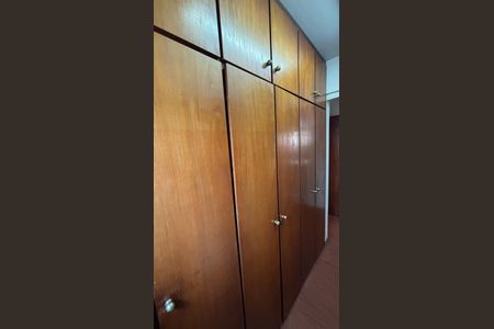 Apartamento à venda com 310m², 3 quartos e 3 vagasSuite Closet