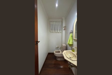 Apartamento à venda com 310m², 3 quartos e 3 vagasLavabo