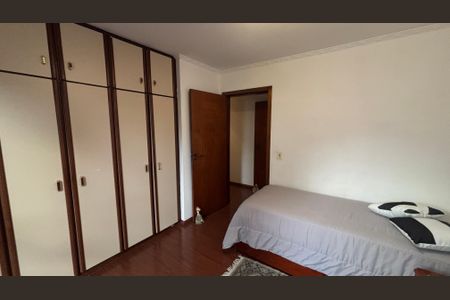 Apartamento à venda com 310m², 3 quartos e 3 vagasQuarto 2