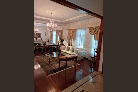 Casa à venda com 5 quartos, 500m² em Alphaville Industrial, Barueri