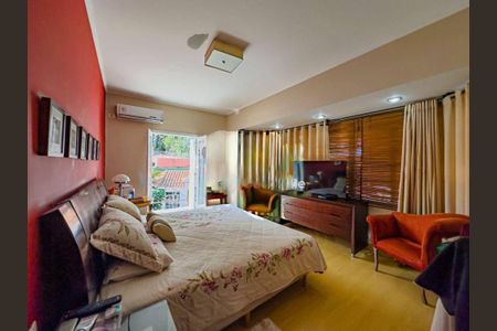 Casa à venda com 450m², 4 quartos e 4 vagas