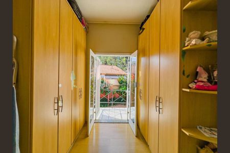 Casa à venda com 450m², 4 quartos e 4 vagas