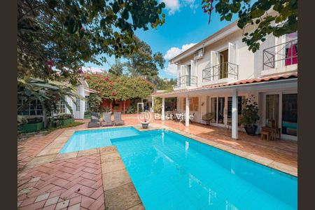 Casa à venda com 450m², 4 quartos e 4 vagas