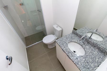 Studio para alugar com 28m², 1 quarto e sem vaga Studio para alugar com 28m², 1 quarto e sem vagaBanheiro
